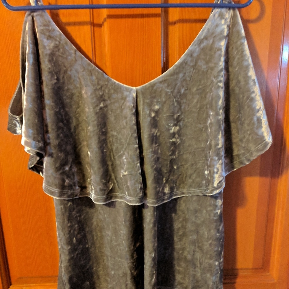 Ladies Cable and Gauge Velvet Designer Top